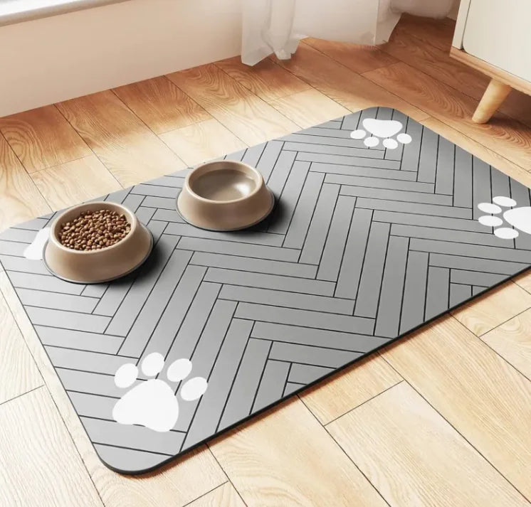 Quick-Dry Pet Feeding Mat